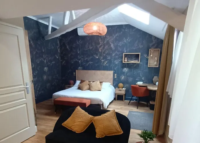 Logis Hotel La Breche - Restaurant Berthelot